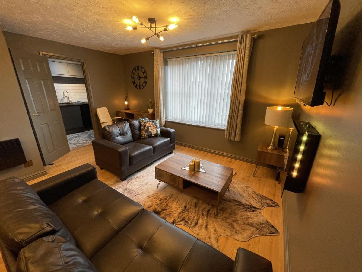 No24 - 2-Bed Boutique Apartment - Hosted By Hutch Lifestyle Лимингтон Экстерьер фото