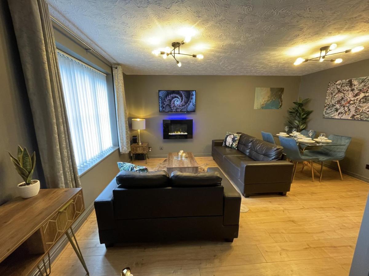 No24 - 2-Bed Boutique Apartment - Hosted By Hutch Lifestyle Лимингтон Экстерьер фото